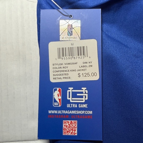 NEW! New York Knicks Ultra Game Satin Bomber Varsity Conference King Jacket - Picture 5 of 11